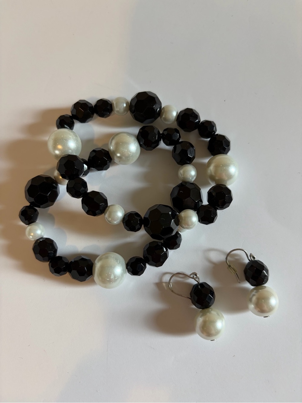White House Black Market Black and White Beaded bracelets and Earring Set